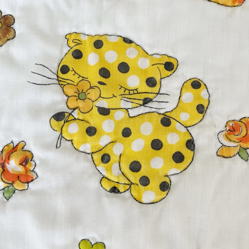 Vintage 1970s Handmade Baby Quilt - Picture 8 of 16